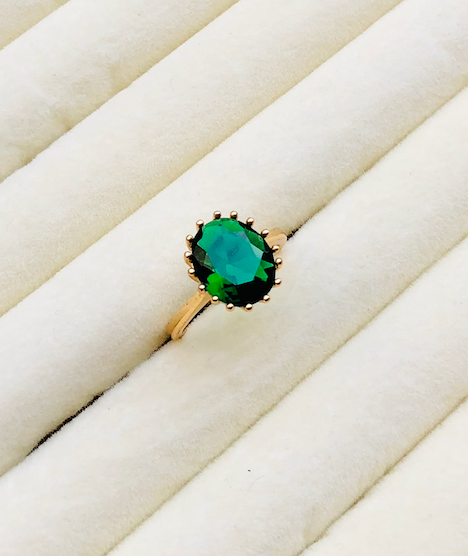 Green Oval Stone Ring